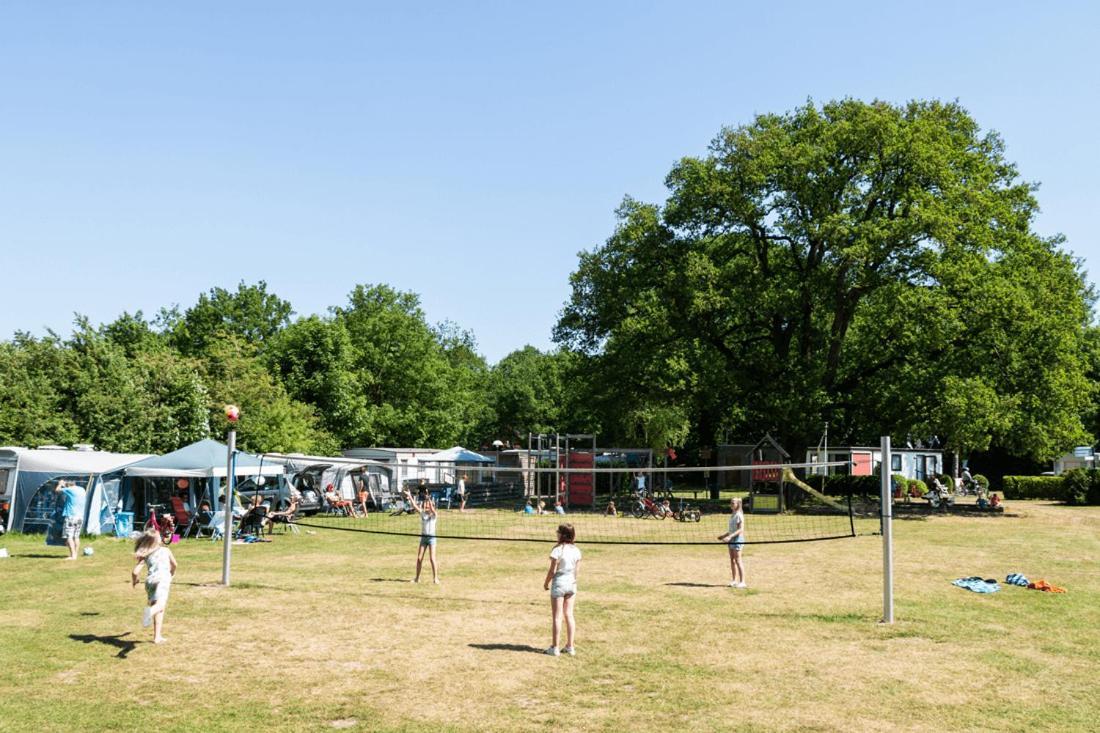 Villa Chalet 'T Rijsterbos Op Camping Met Zwembad! Extérieur photo